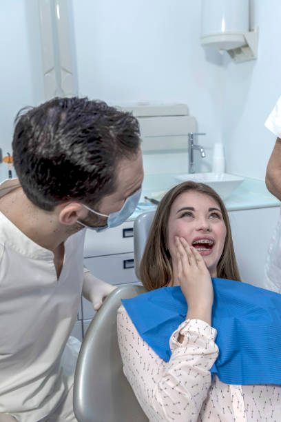 Best Dentist for Tooth Abscess  in Queen City, TX